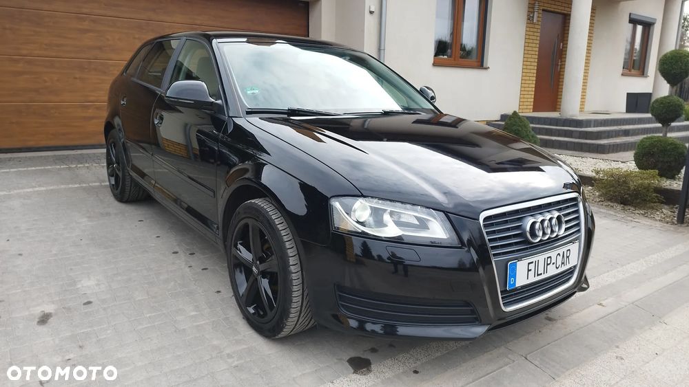 Audi A3 Sportback 1.6 Ambiente - 3