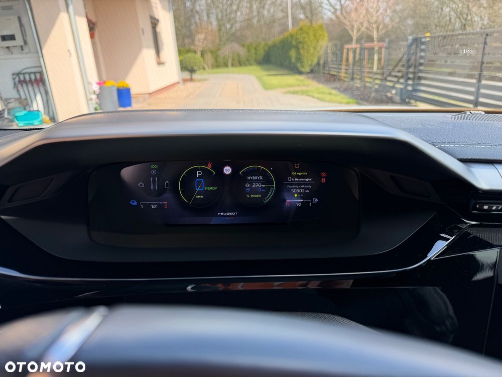 Peugeot 408 - 10
