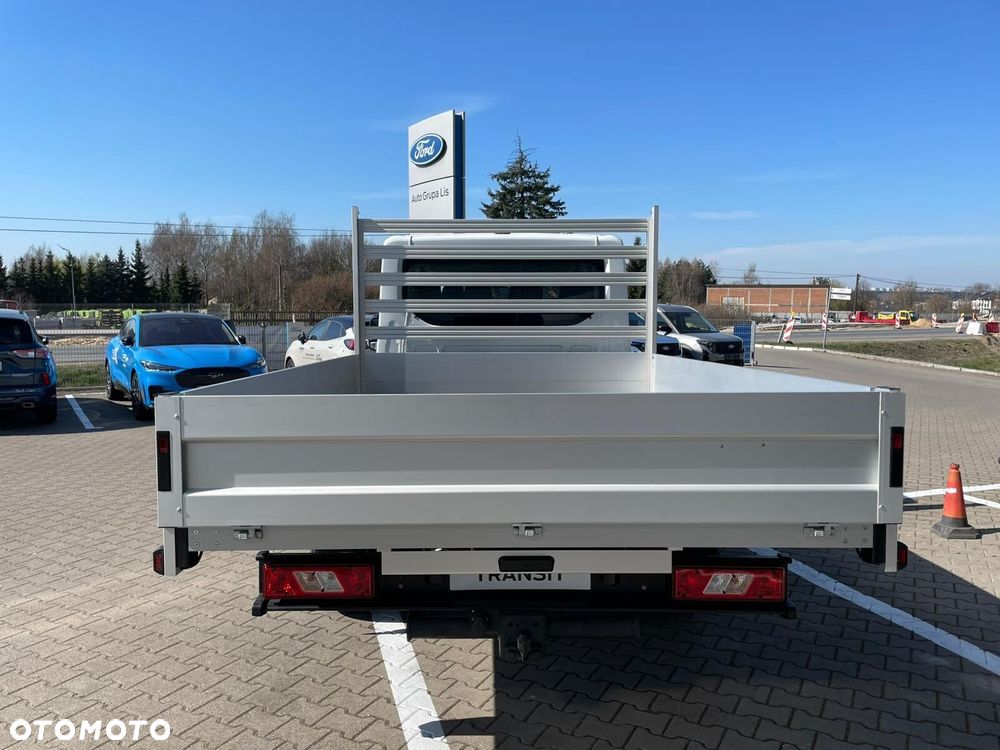 Ford transit Ford Transit DCAB RWD 2.0l Ecoblue 130 KM M6 - 8
