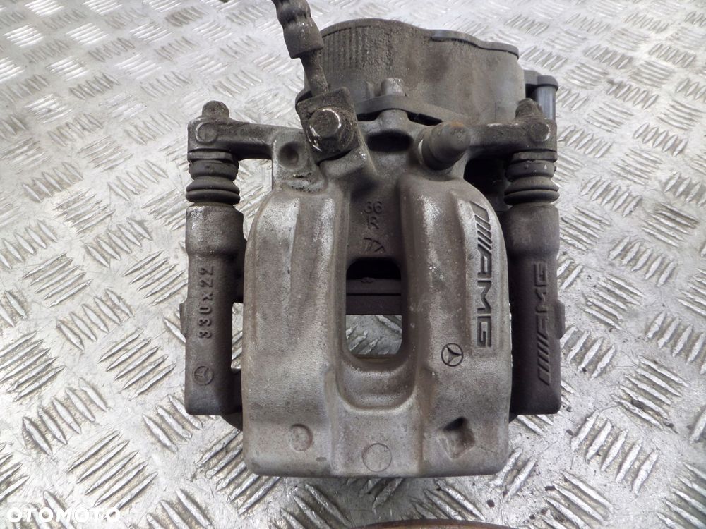 mercedes a35 w177 amg zaciski hamulcowy lewy prawy tył tarcza 330mm - 5