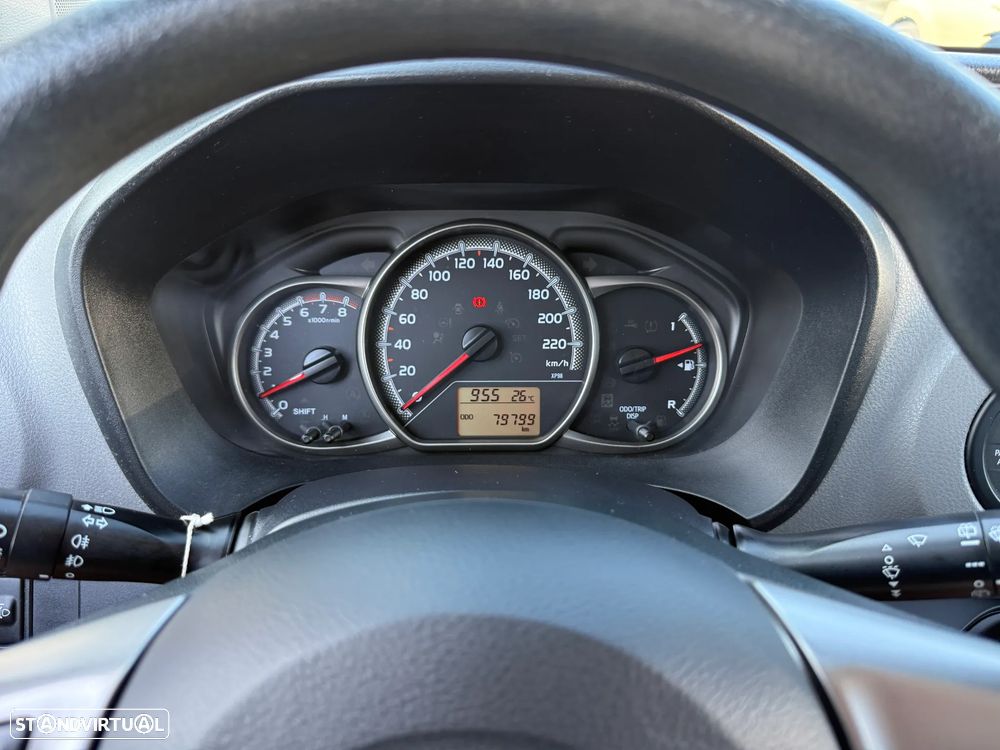 Toyota Yaris 1.0 VVT-i - 28