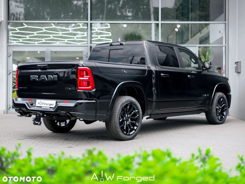 RAM 1500 - 8