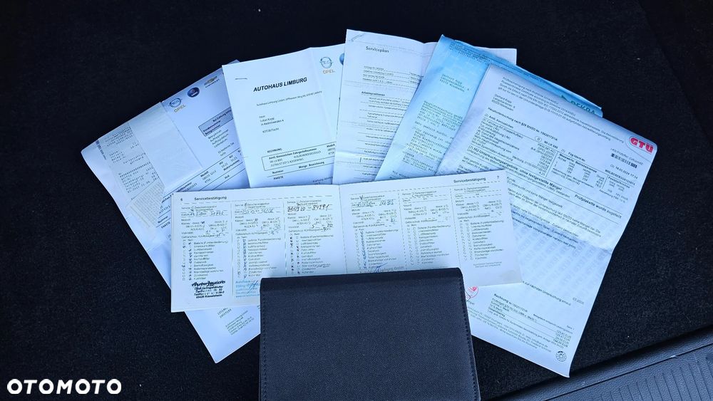 Opel Astra 1.4 Turbo Business - 25