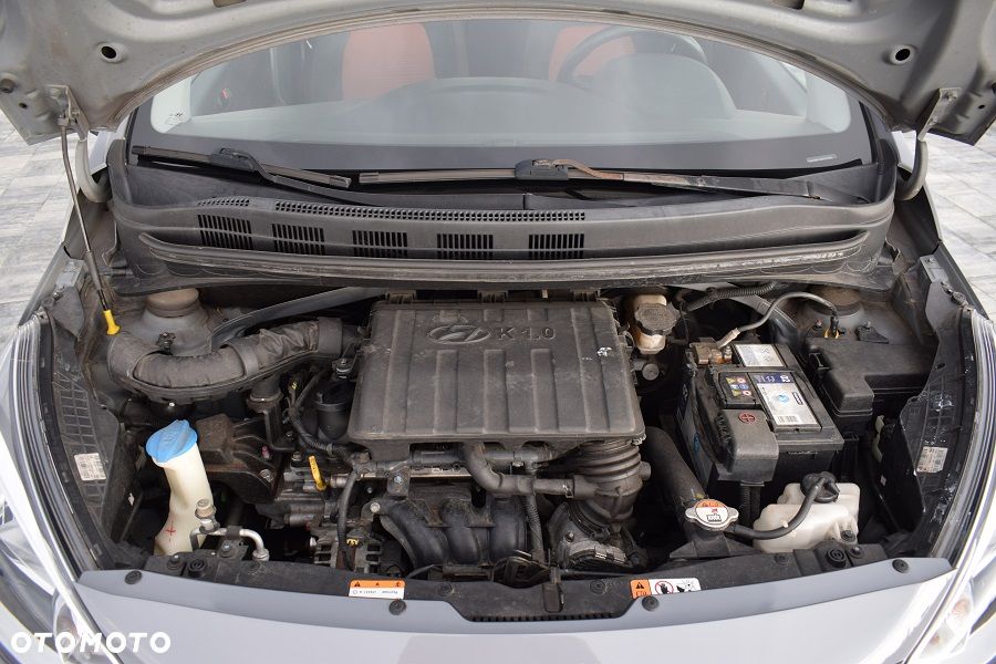 Hyundai i10 1.0 BlueDrive Premium - 18