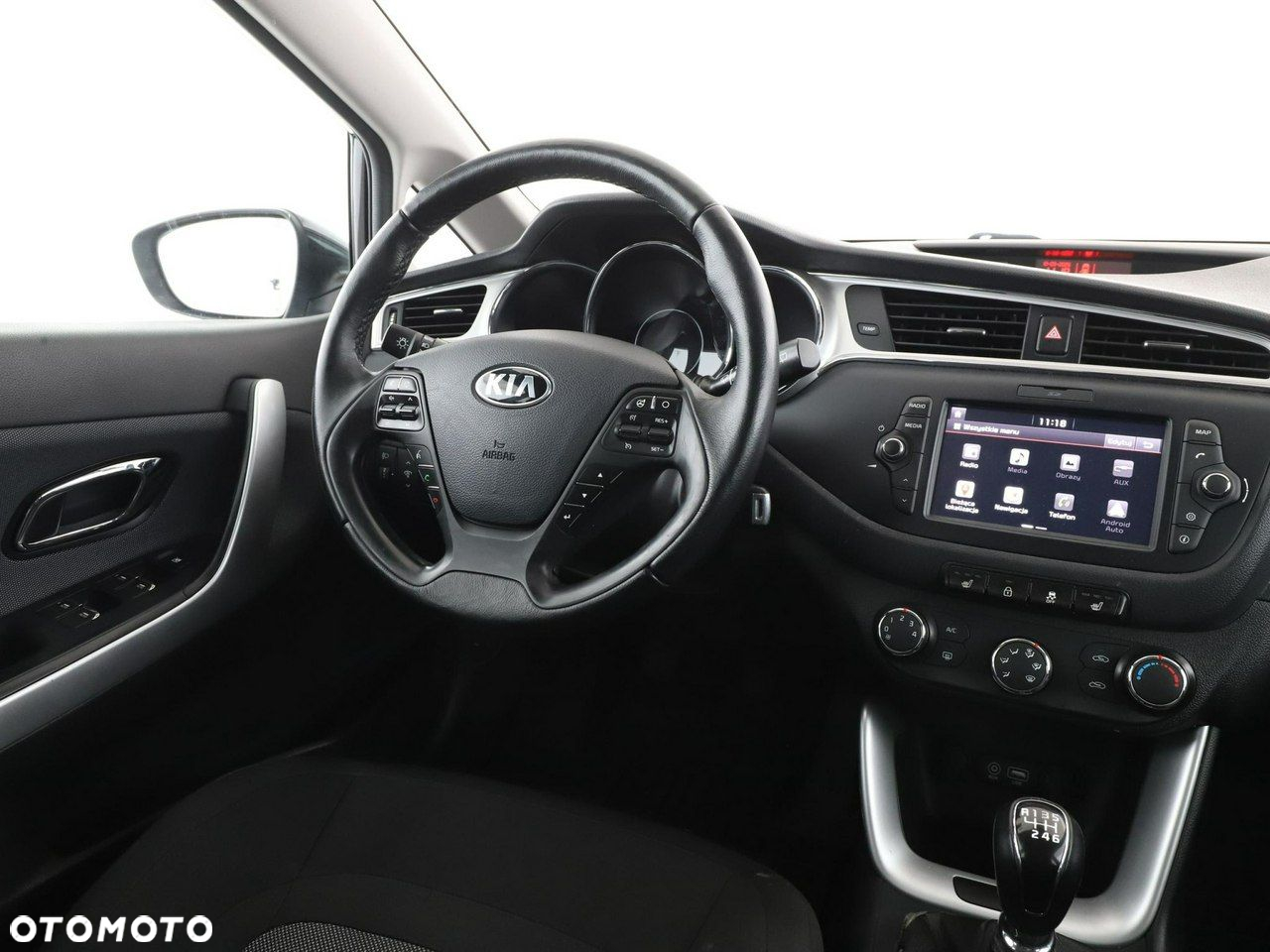 Kia Ceed 1.4 CVVT Dream Team Edition - 16