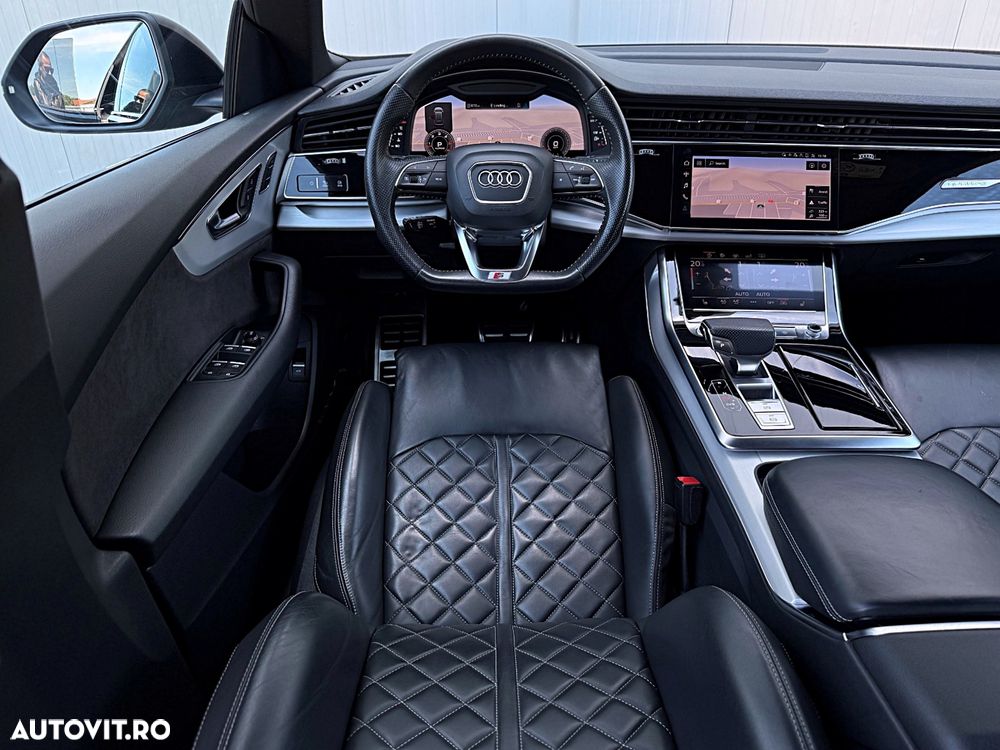 Audi Q8 - 21