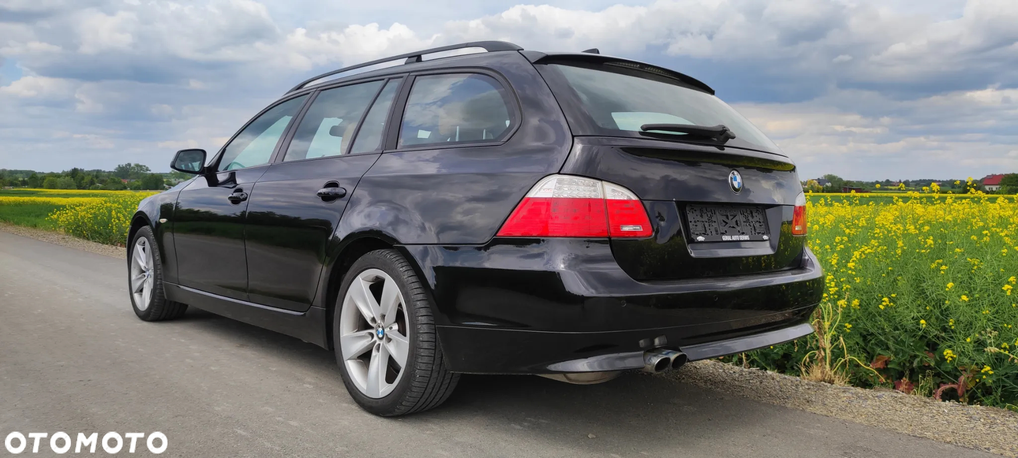 BMW Seria 5 525d xDrive Touring Edition Sport - 4