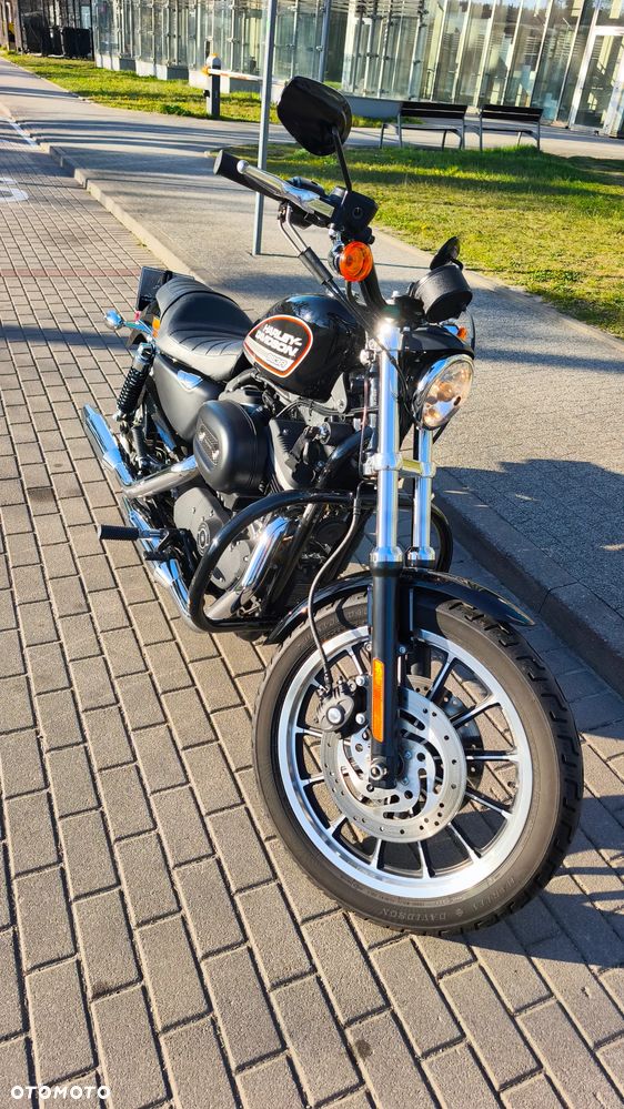 Harley-Davidson Sportster Roadster 883R - 4
