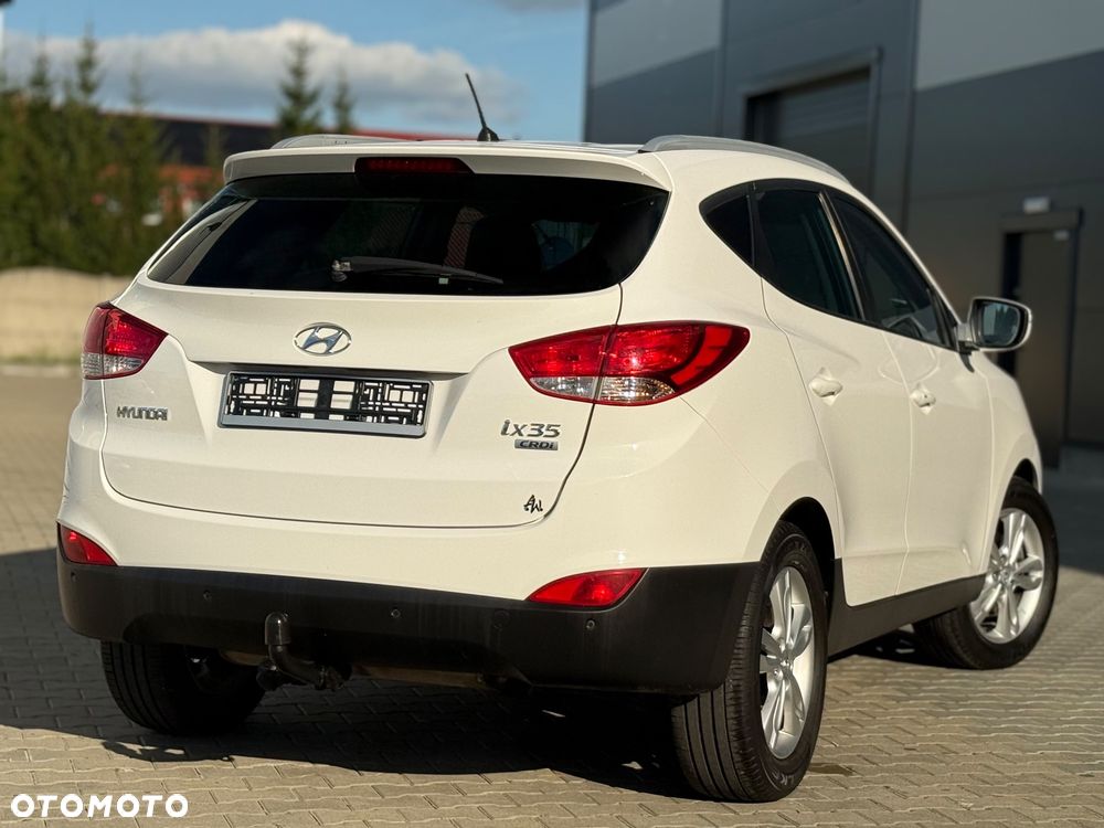 Hyundai ix35 1.7 CRDi 2WD UEFA EURO 2012 Edition - 11
