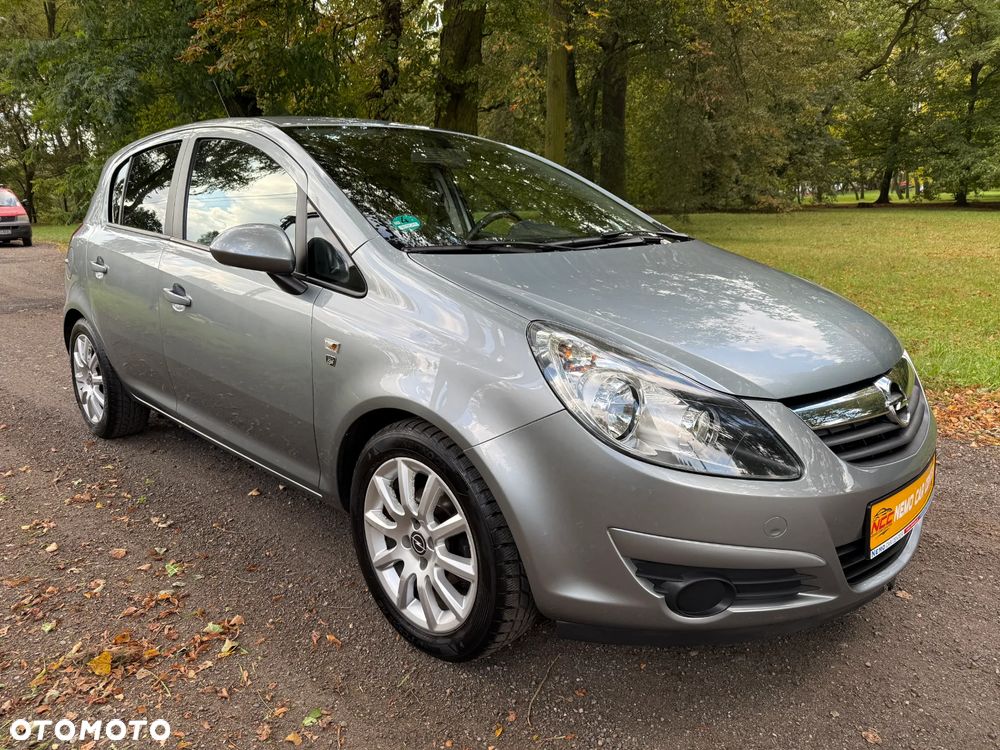 Opel Corsa 1.4 16V Edition 111 Jahre - 9
