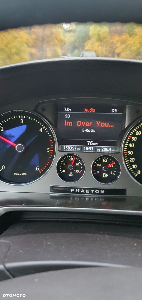 Volkswagen Phaeton - 11