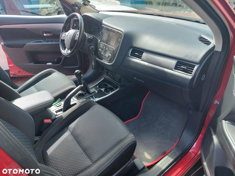 Mitsubishi Outlander 2.0 2WD Edition 100 - 5