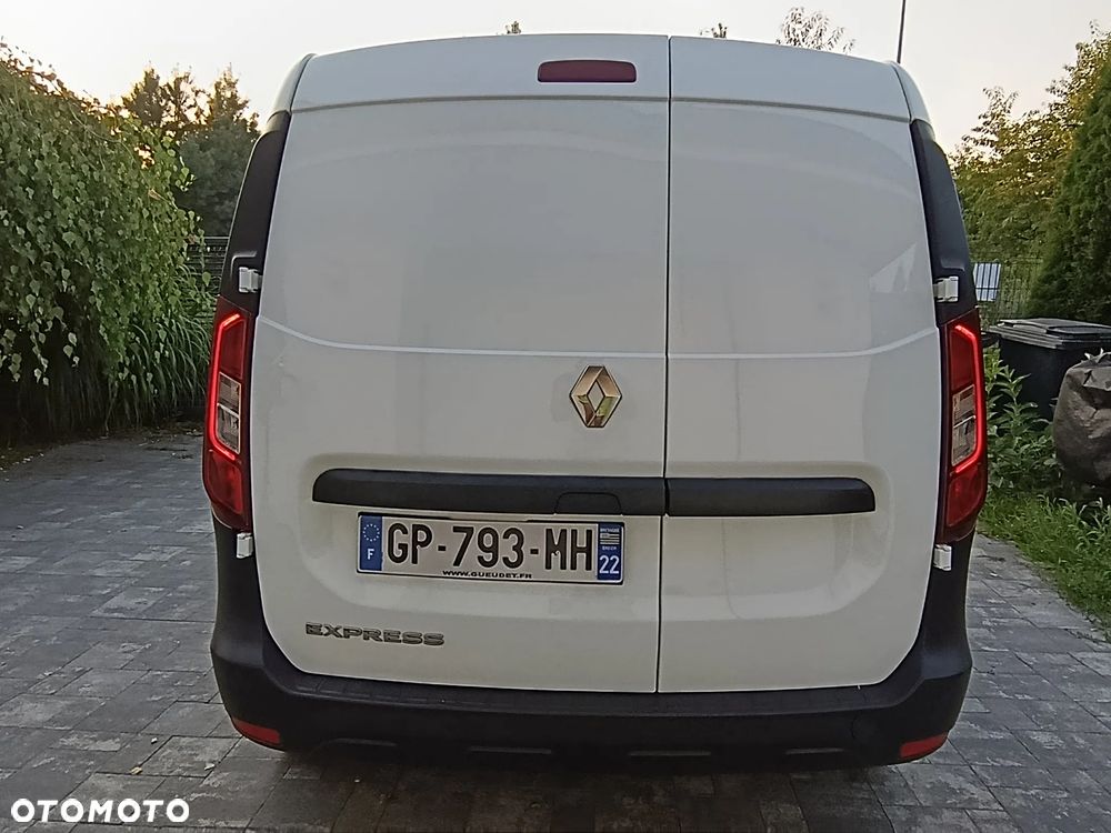 Renault Express - 11