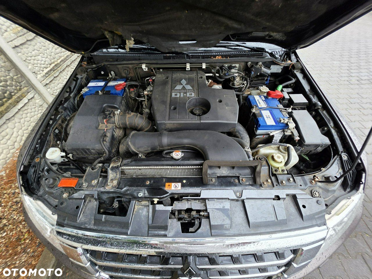 Mitsubishi Pajero - 30