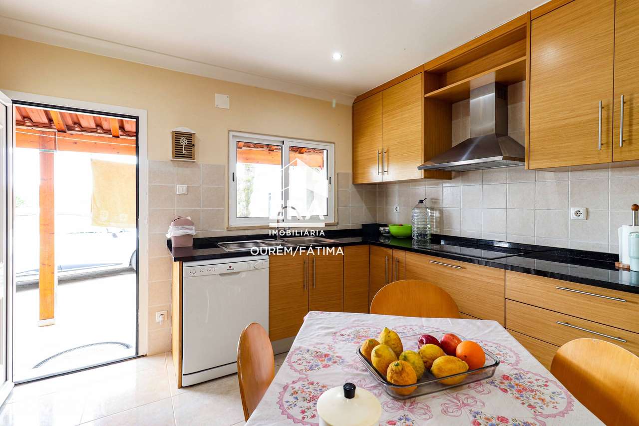 Moradia - Grande imagem: 4/28