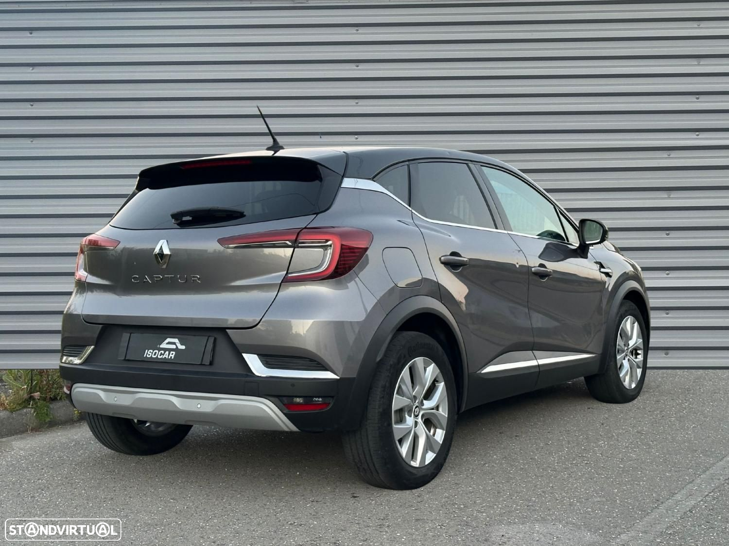 Renault Captur 1.0 TCe Exclusive - 2