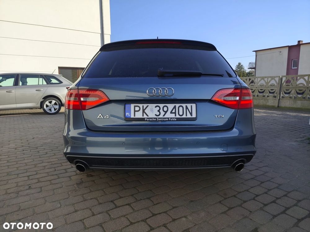 Audi A4 Avant 3.0 TDI - 10