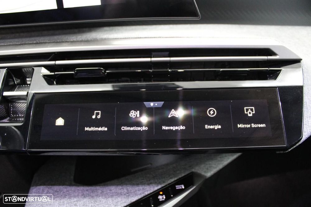 Peugeot E-5008 210 Allure Business - 28