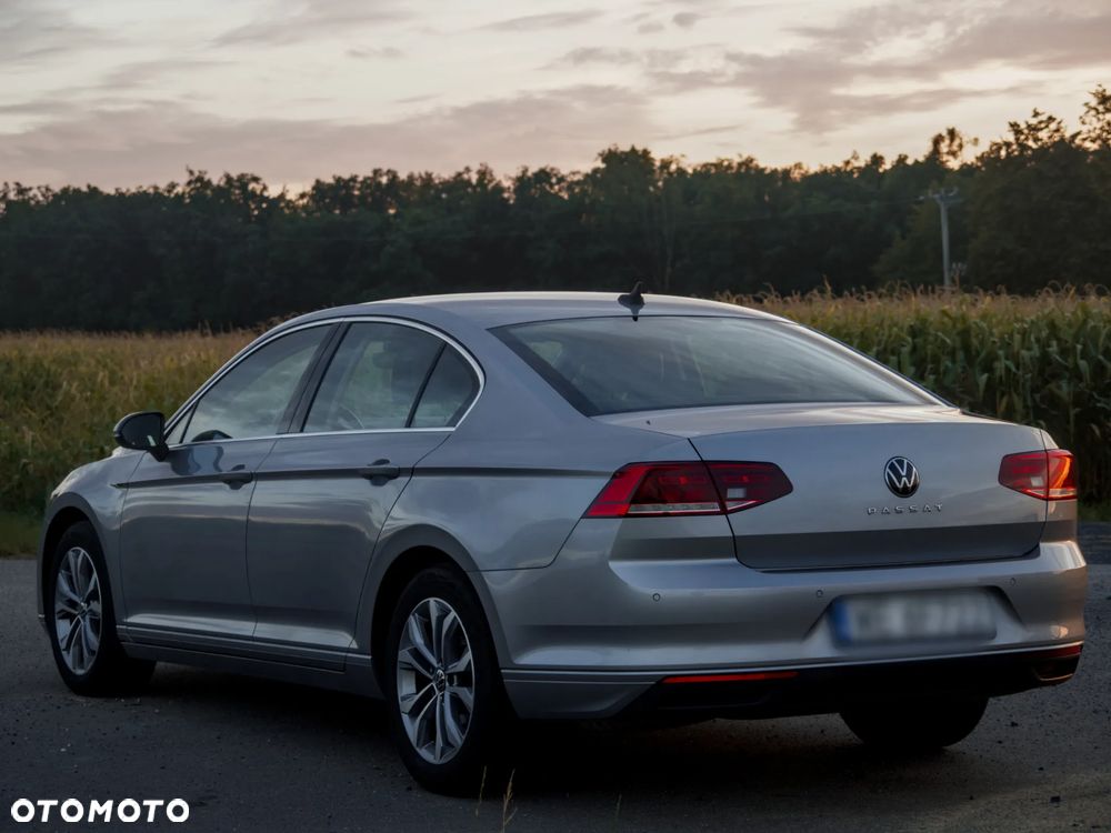 Volkswagen Passat 1.5 TSI EVO Business - 5
