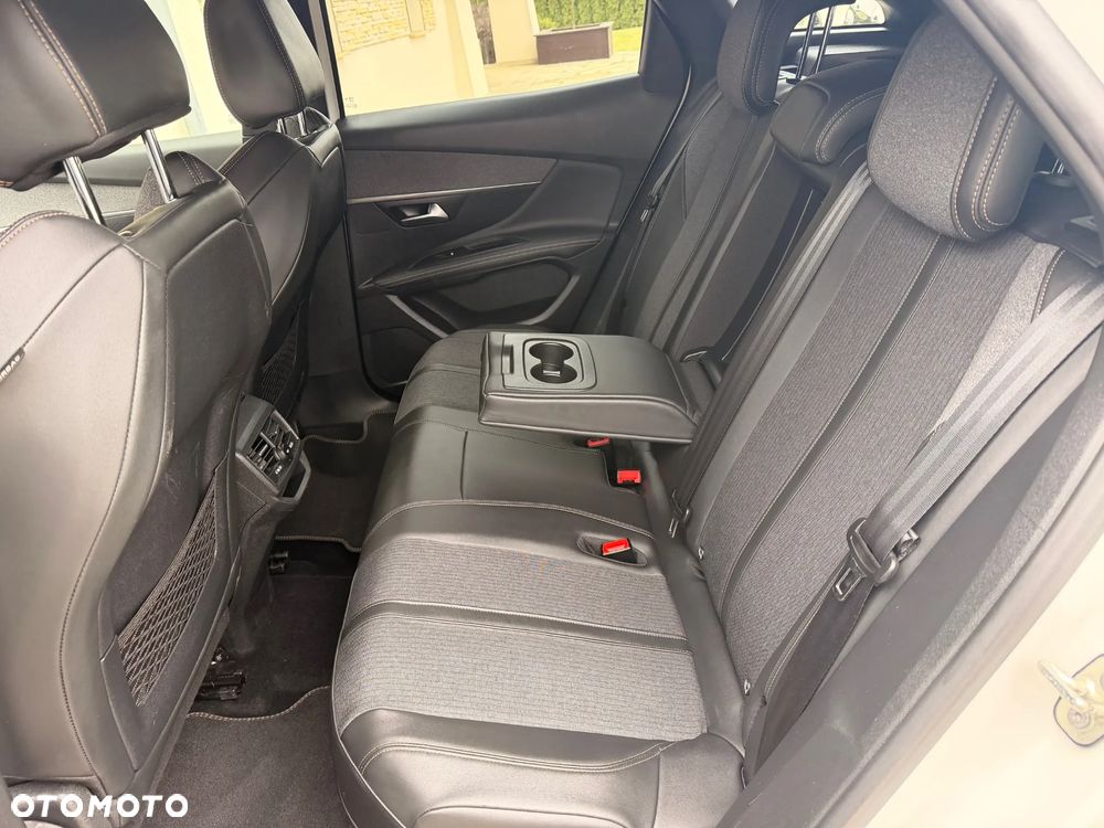 Peugeot 3008 - 14