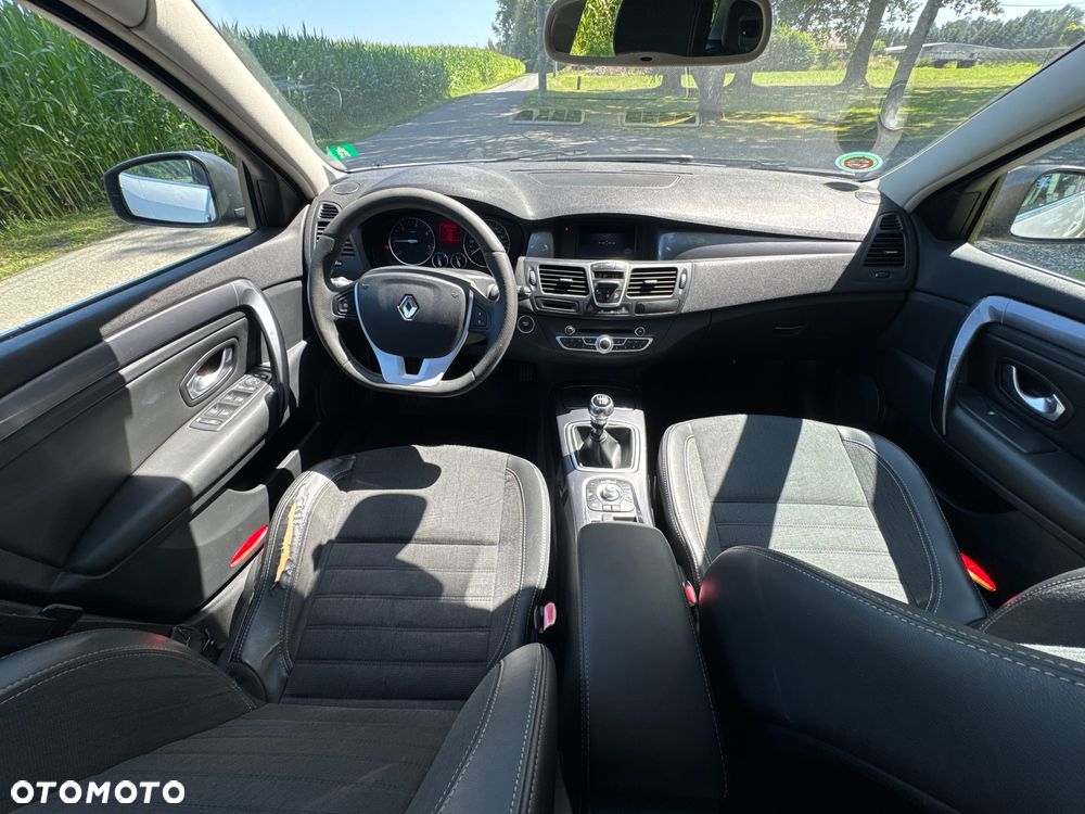 Renault Laguna 2.0 DCi Confort Dynamique - 13