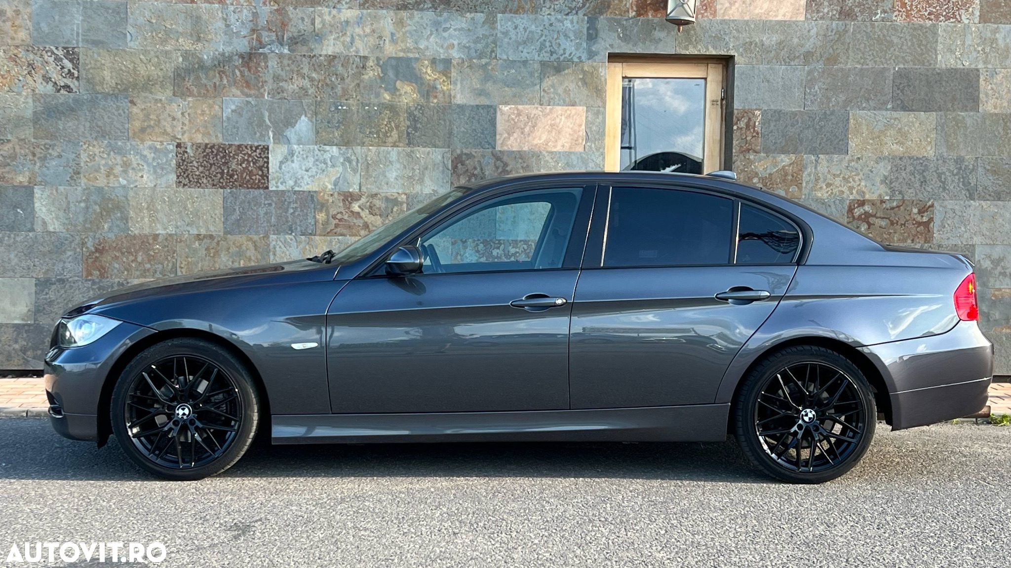 BMW Seria 3 320d DPF Touring Aut. Edition Fleet Sport - 8