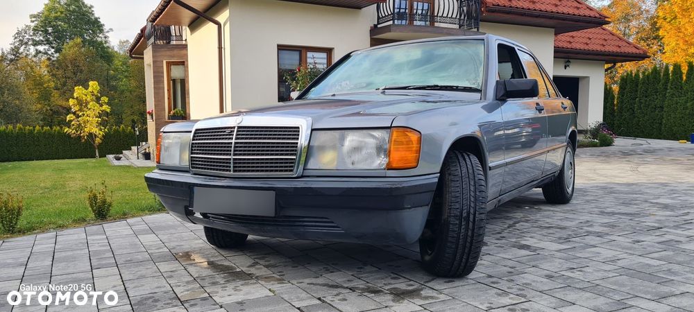 Mercedes-Benz W201 (190) - 16