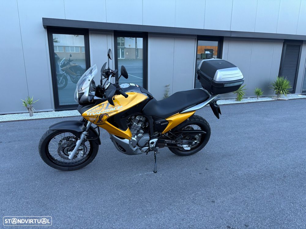 Honda Transalp 700 ABS - 2