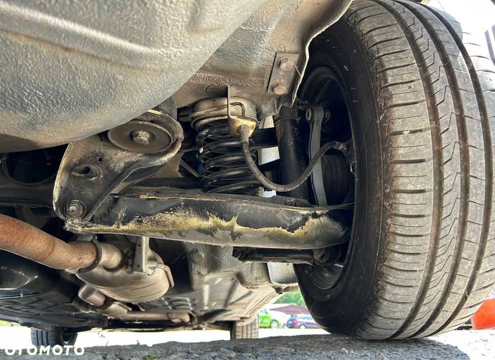 Mercedes-Benz W201 (190) - 9