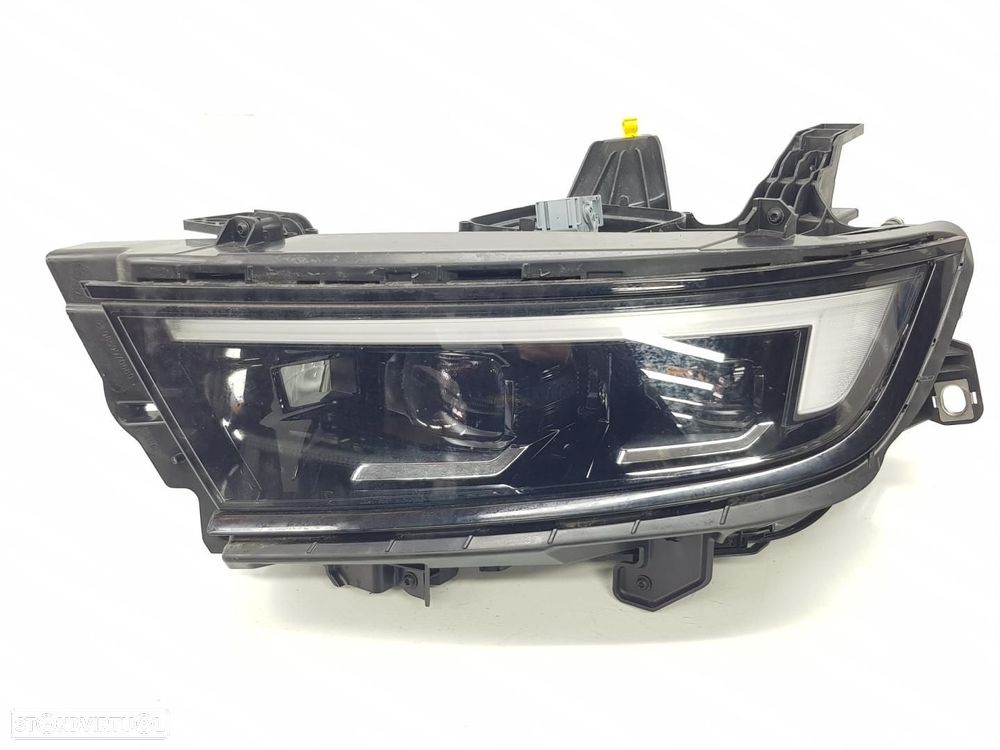 FAROL ESQUERDO OPEL ASTRA L SPORTS TOURER - 1