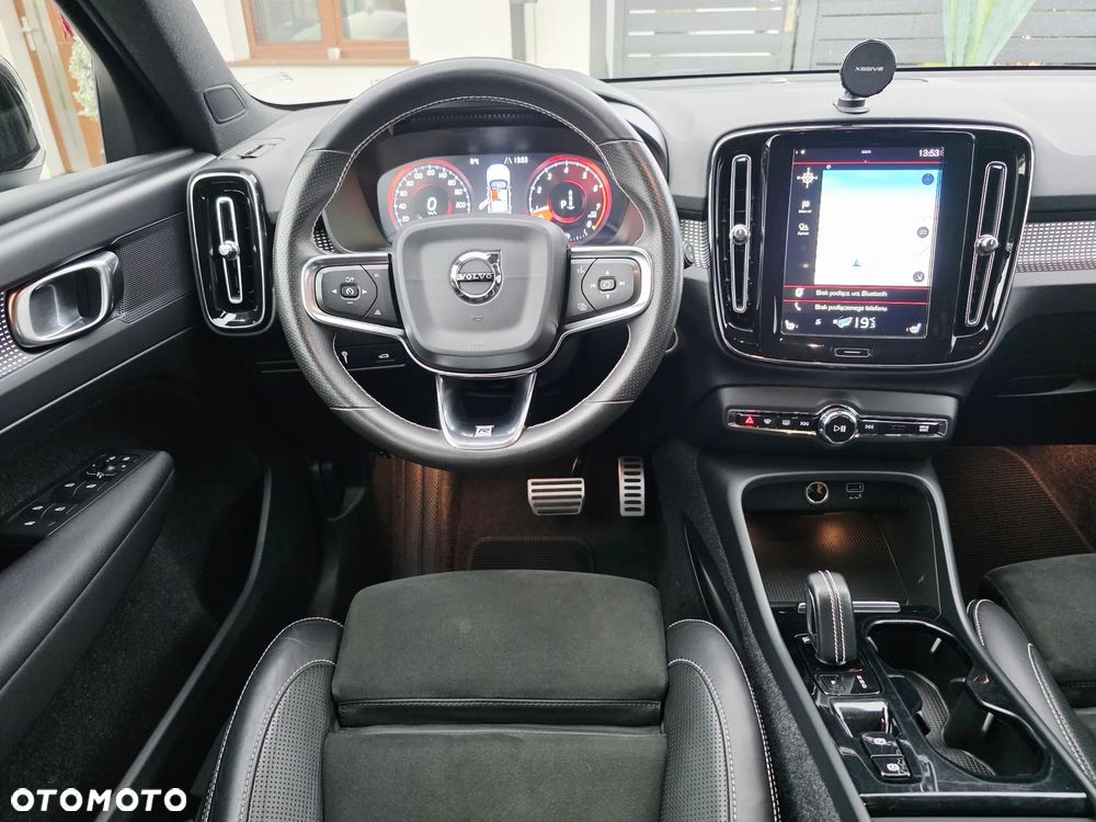 Volvo XC 40 T3 Geartronic RDesign - 27