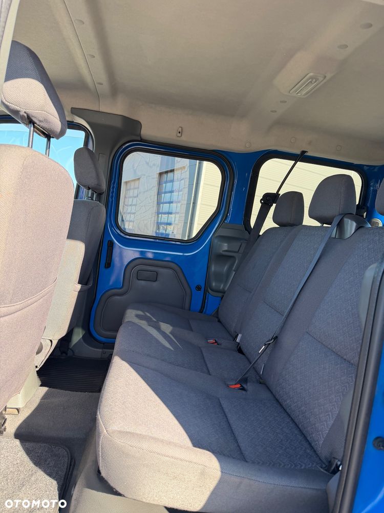 Ford Tourneo Connect - 10