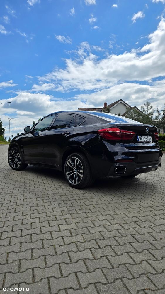 BMW X6 xDrive40d - 8