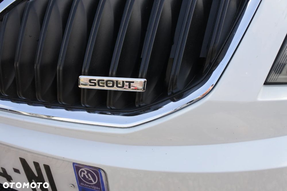 Skoda Octavia Scout 2.0 TDI 4x4 DSG - 31