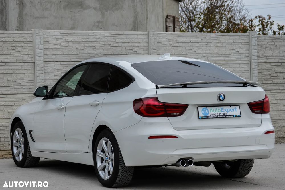 BMW Seria 3 320d xDrive Aut. Luxury Line - 16