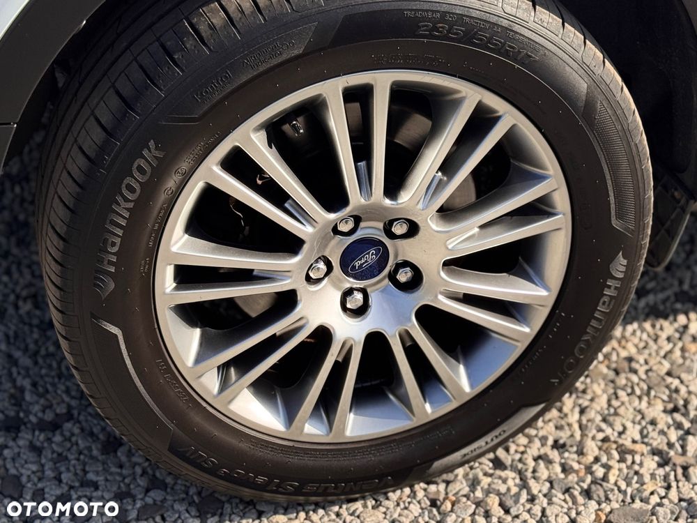 Ford Kuga 2.0 TDCi 4x4 Titanium - 37