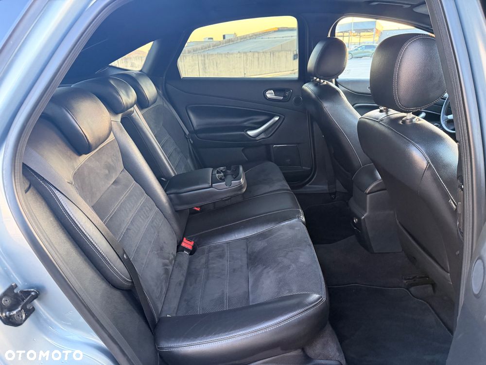 Ford Mondeo 2.5 Titanium S - 13
