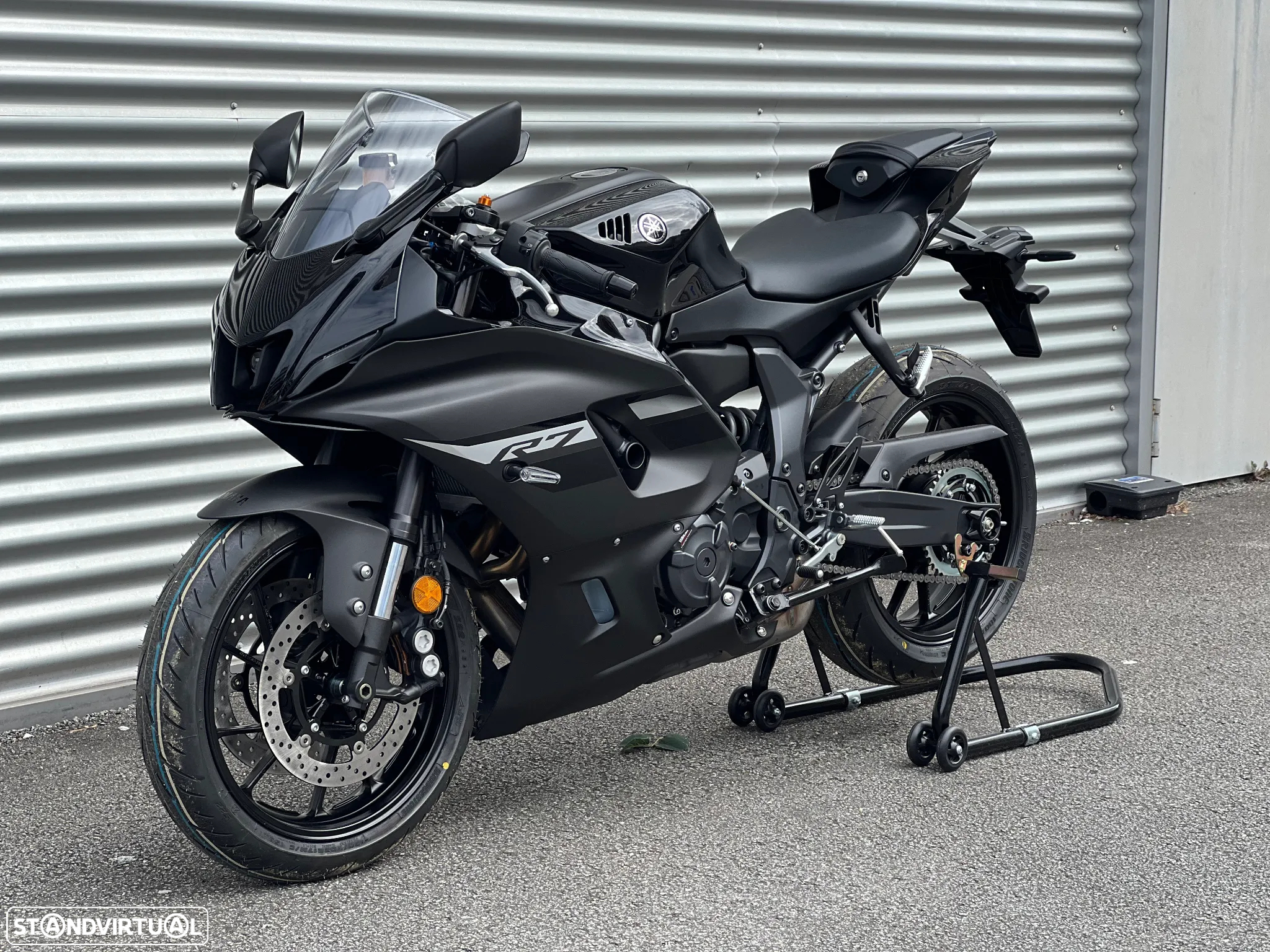 Yamaha R R-7 - 2