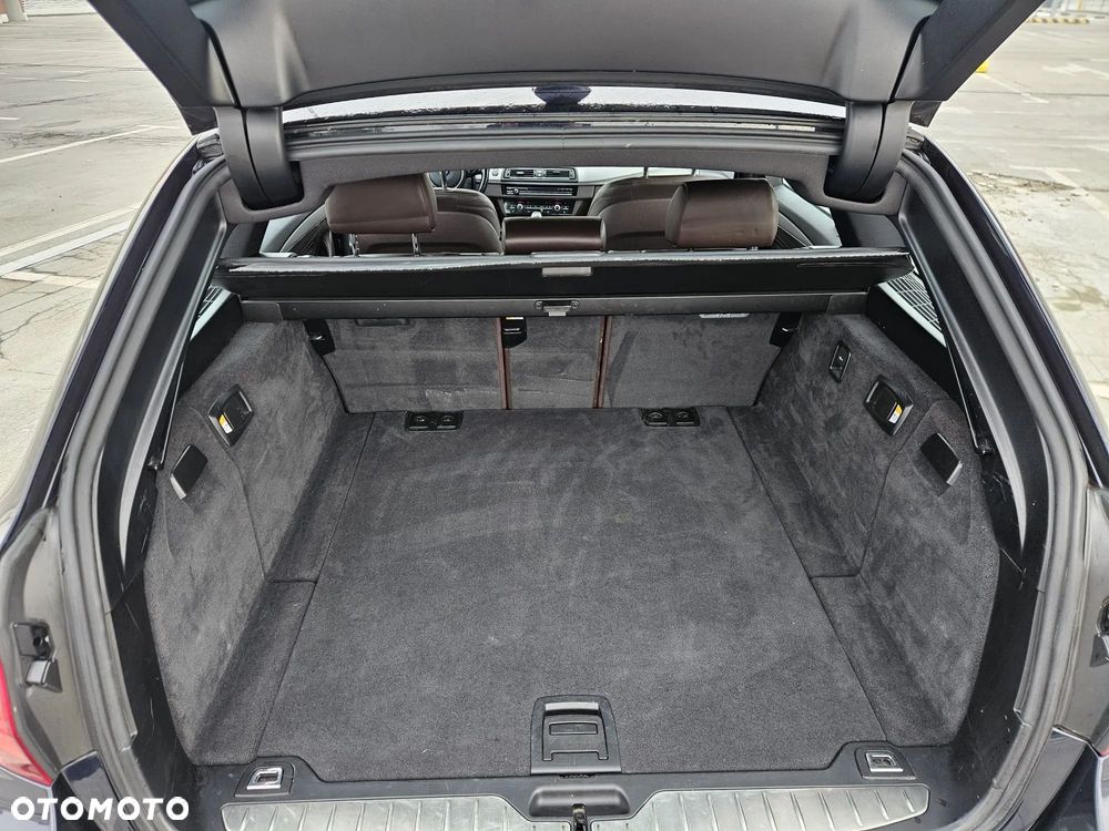 BMW 5 Series 2016 photo 5