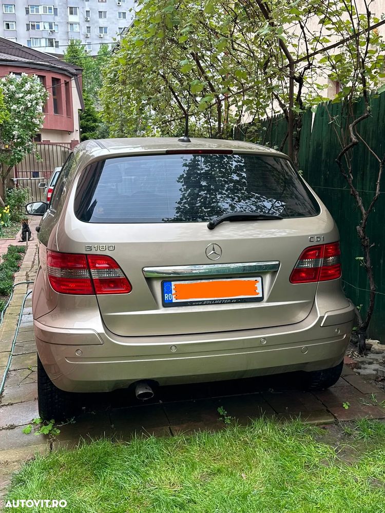 Mercedes-Benz B 180 CDI - 6