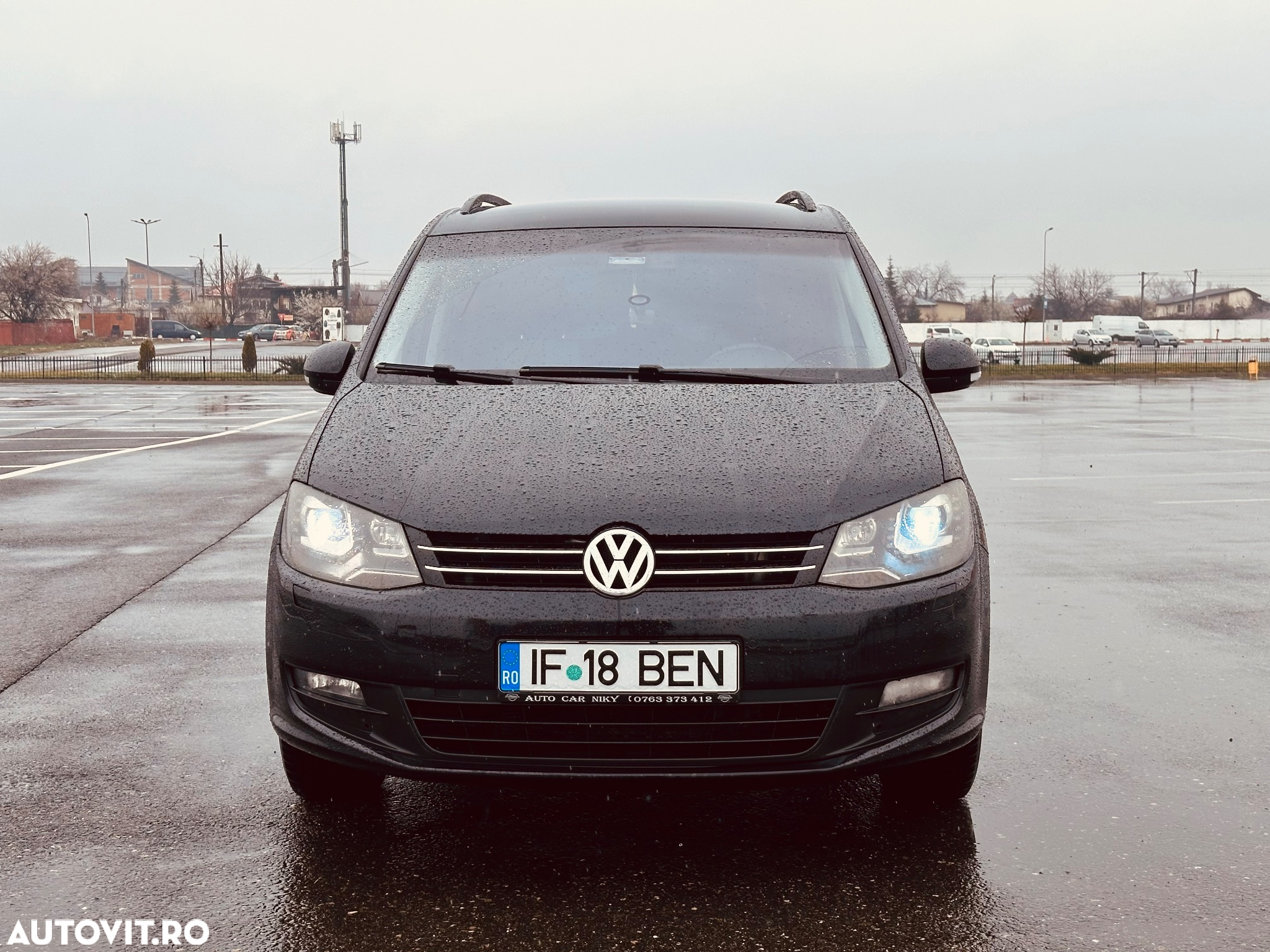Volkswagen Sharan 2.0 TDI DSG BlueMotion Technology Comfortline - 22
