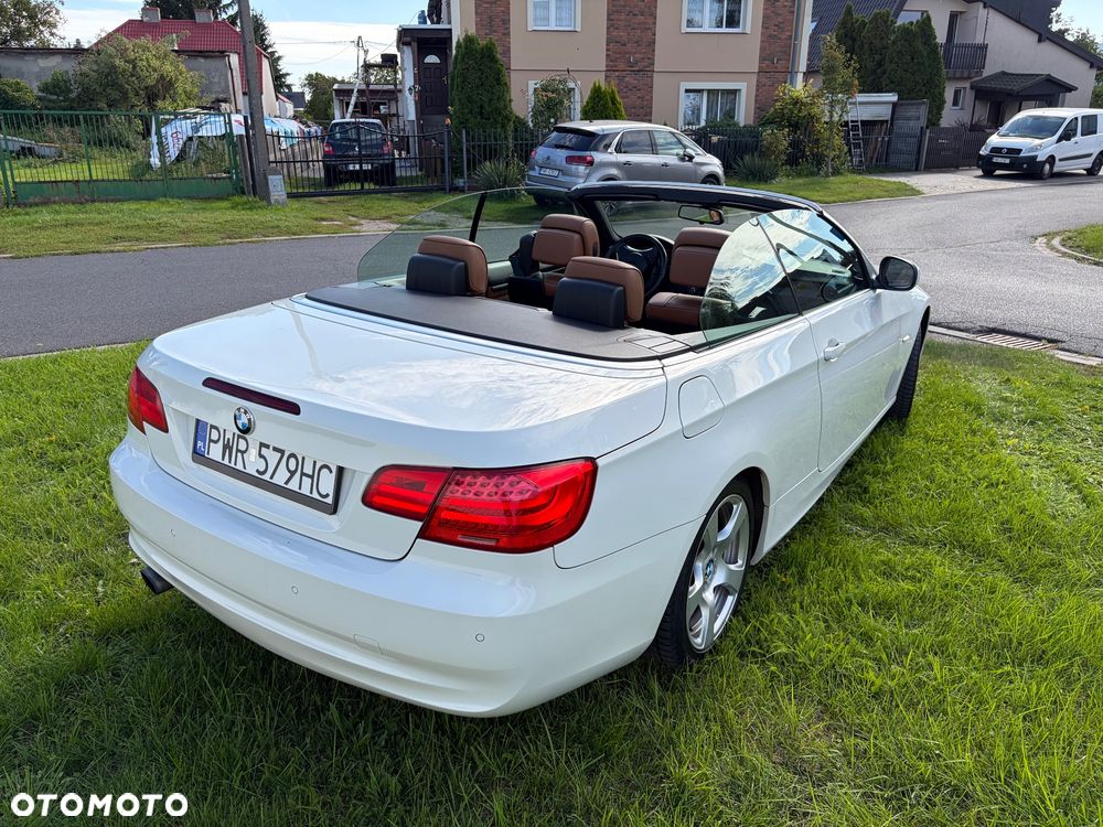 BMW Seria 3 320i Edition Exclusive - 4