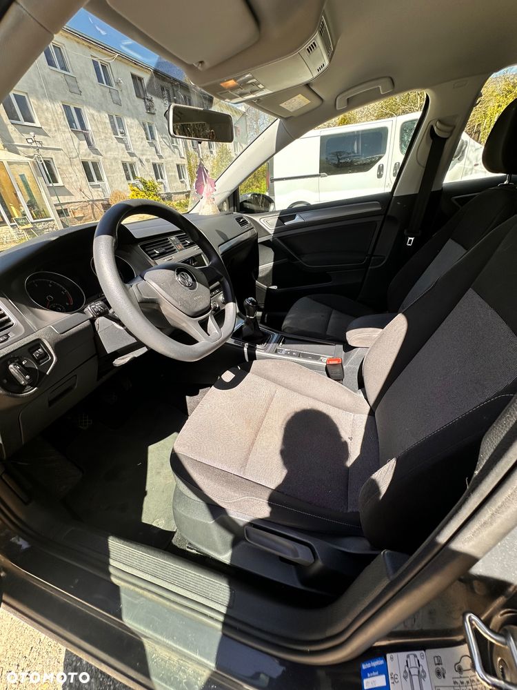 Volkswagen Golf 1.6 TDI BlueMotion Trendline - 18