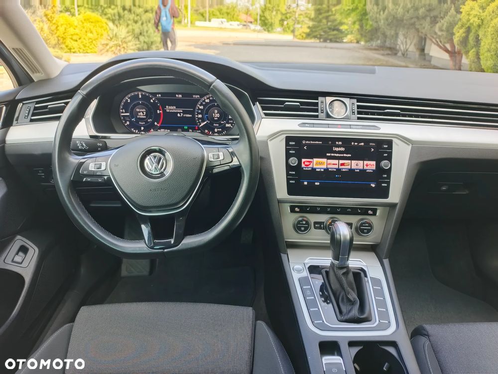Volkswagen Passat 2.0 TDI (BlueMotion Technology) DSG Highline - 18
