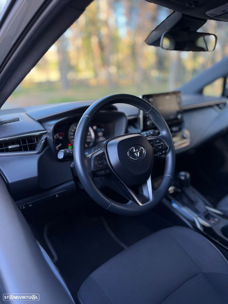 Toyota Corolla 1.8 Hybrid Comfort - 26
