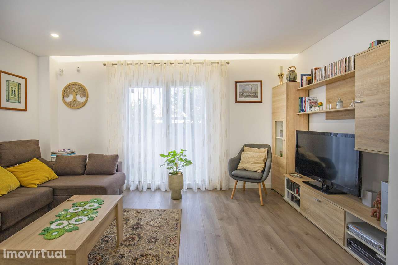 Moradia T3+1 garagem box jardim Quinta do Conde Sesimbra - Grande imagem: 4/49