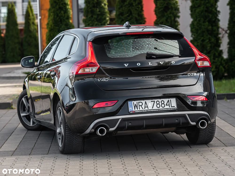 Volvo V40 D3 Geartronic RDesign - 8