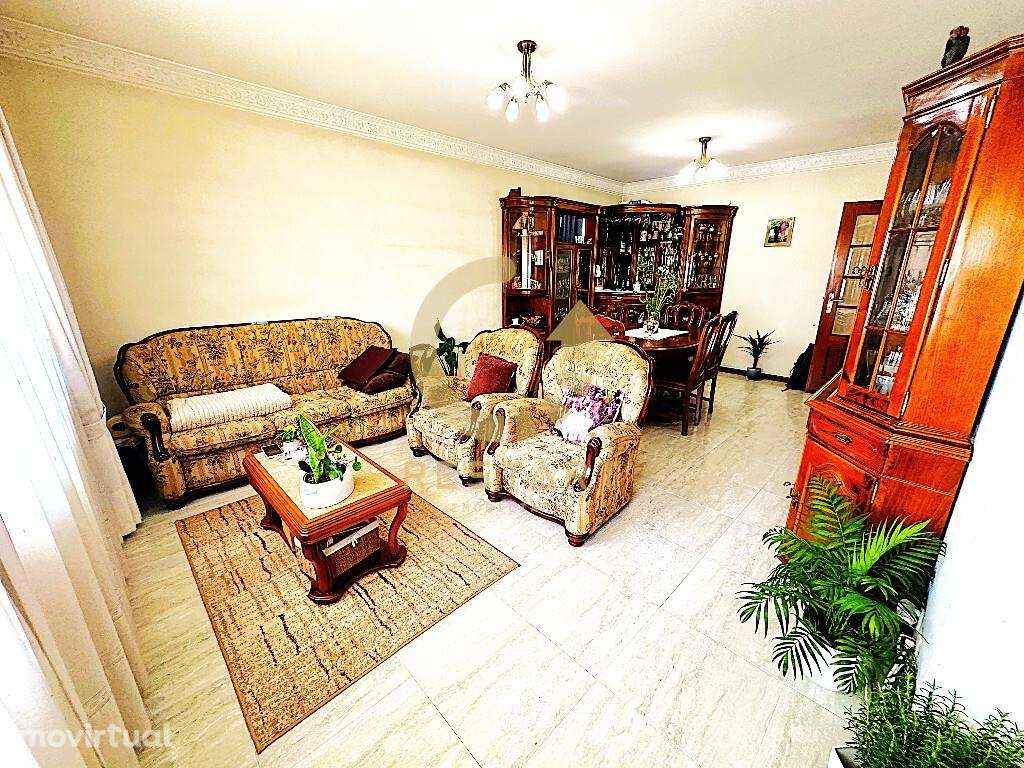 T2 em Andar/Moradia na Maia - Grande imagem: 4/31