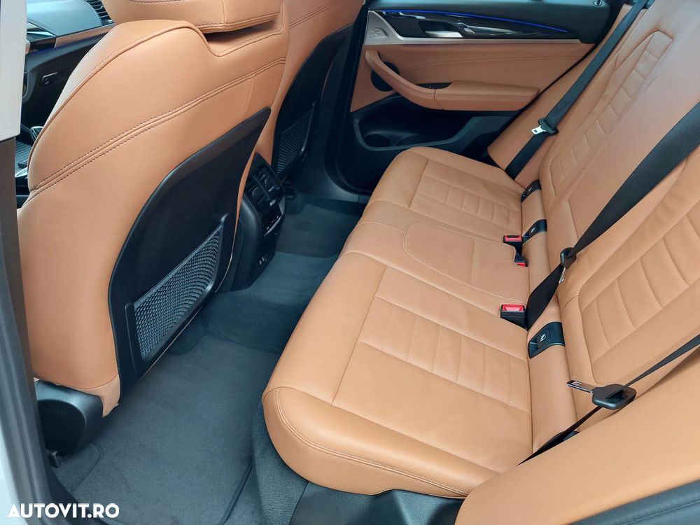 BMW X3 xDrive20i AT xLine - 10