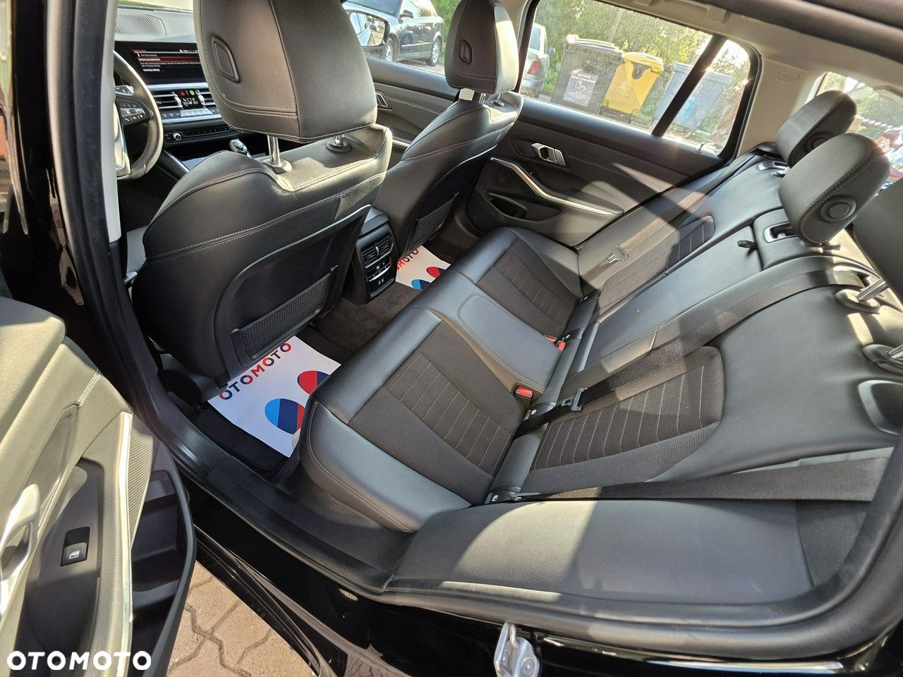 BMW Seria 3 318d Sport Line - 9